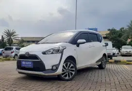 [OLXmobbi] Toyota Sienta 1.5 V Bensin-AT 2018 Putih