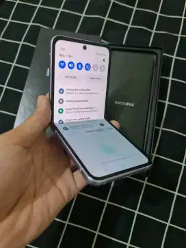 Samsung galaxy z flip pakai cewe