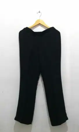 Celana Panjang Hitam Pekat M