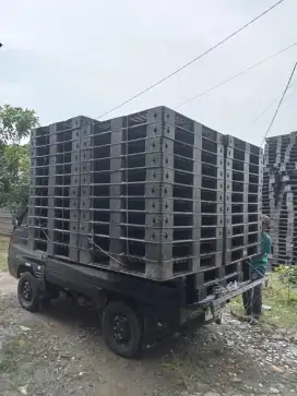 Jual beli pallet plastik