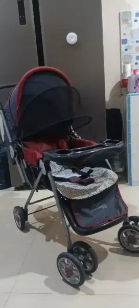Dijual Stroller Babydoes