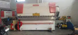 Mesin bending plat / mesin potong plat NC, Ready stock. 100T x 3200.