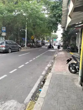 Dijual rumah lama  lokasi di tebet barat jakarta selatan