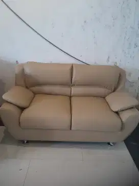 Bekleed sofa model apa saja.  Surabaya