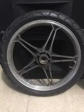 Velg + Ban Suzuki Thunder 124