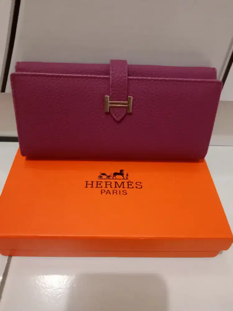 dompet kremes warna magenta