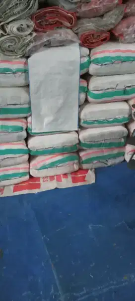 Karung bau ukuran 25 kg