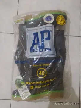 Sepatu Apboot size 40