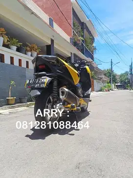 Yamaha Xmax Kuning 2017