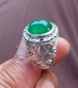 Cincin batu bacan doko bermemo