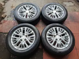 Velg dan ban new ertiga ring 15 cocok buat gran max apv mega cary