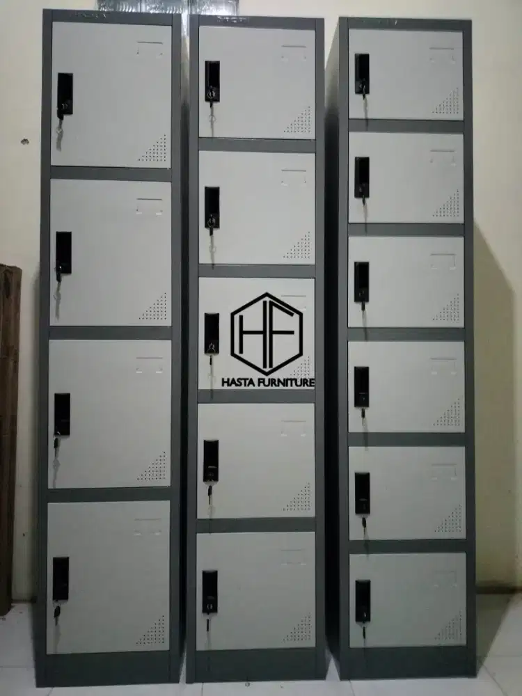 Loker besi 4/5/6 pintu BARU