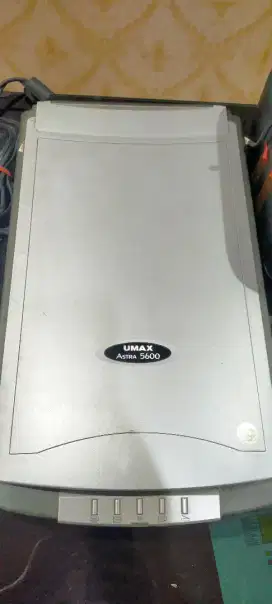 Scanner bekas umax astra 5600