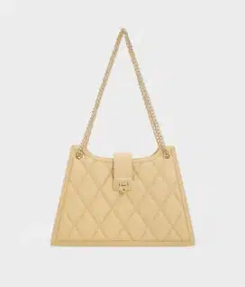 Charles & keith yellow trapess