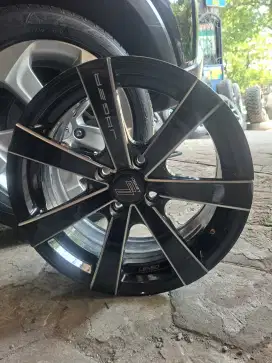 Velg lenso R15 pcd 4x100 lebar 7 et35