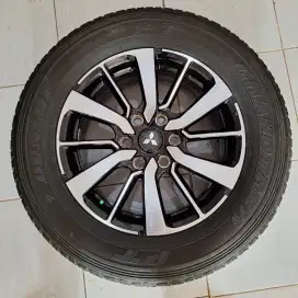 Velg pajero Sport