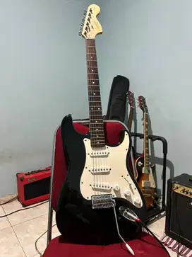 Like New Gitar Elektrik Squier Stratocaster Affinity Rosewood