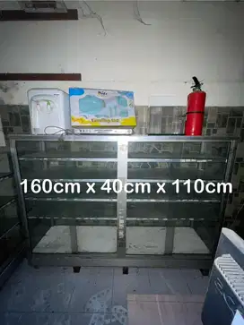 Lemari Etalase Kaca Murah Nego sampi deal