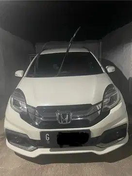 Honda mobilio RS automatic 2015 (full peredam)
