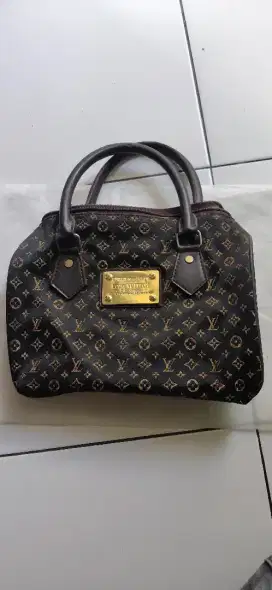 tas wanita louis vuitton