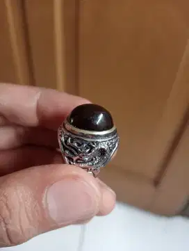 Cincin batu kecubung api