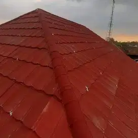 Ahli pasang rangka atap bajanringan