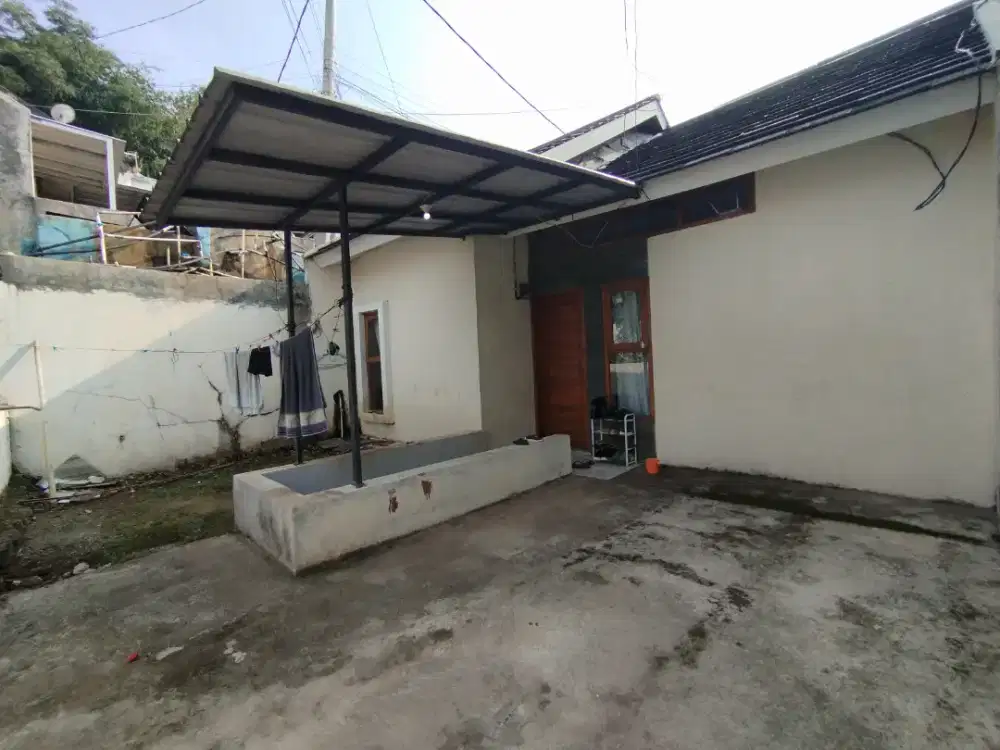 Rumah dijual di perumahan cigending Ujungberung  BUtuh Cepat