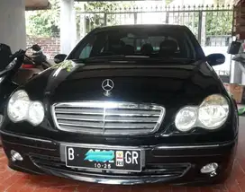 Mercy C240 Elegance at 2005 hitam mulus rapih bersih terawat rapih