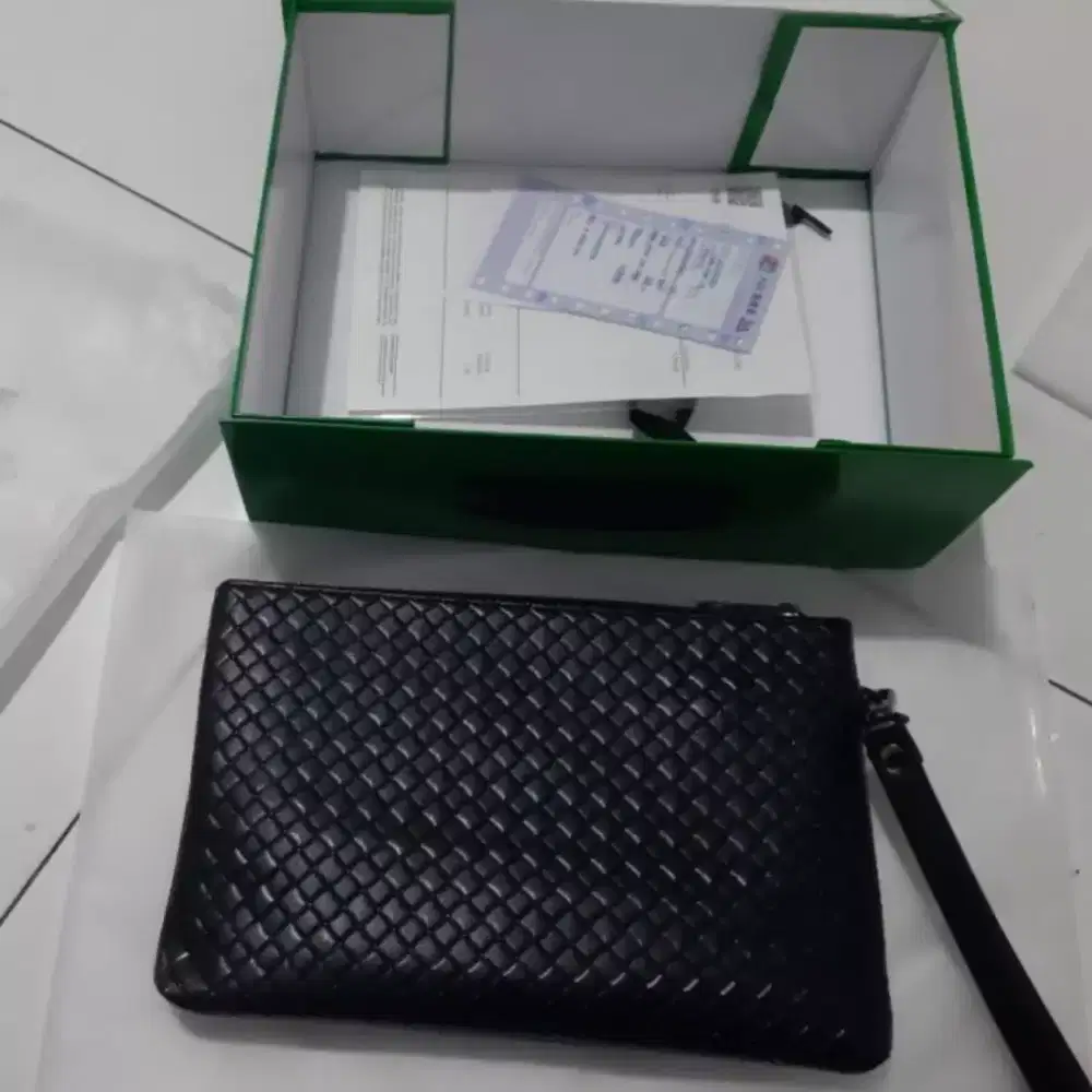 CLUTCH Bottega Veneta CALF LEATHER BLACK FOR MEN FULLSET BOX