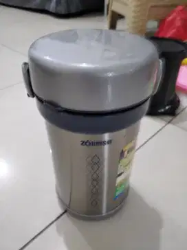 Tempat makan hangat zojirushi