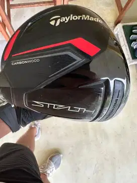 Driver golf Stealth tylor made flex s like new