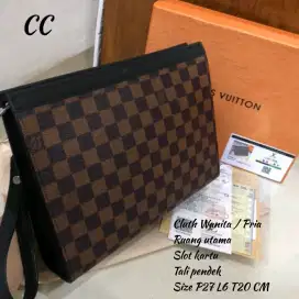 Cluth import premium