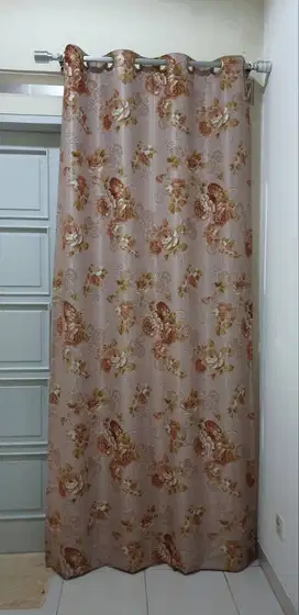 Gorden Rumah motif bunga L 125 cm, tinggi 250 cm
