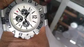 Jam merk bvlgari