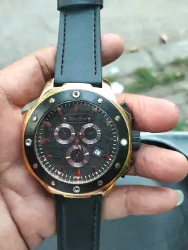 Jam tangan Marc Ecko Chrono