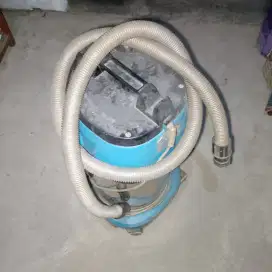 Vacuum Cleaner wet & dry 30 L
