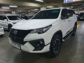 Toyota Fortuner TRD SPORTIVO AT 2018 FullOriginal SepertiBaru Gresssss