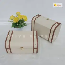 Box Hampers Peti Model Terbaru Warna Cream