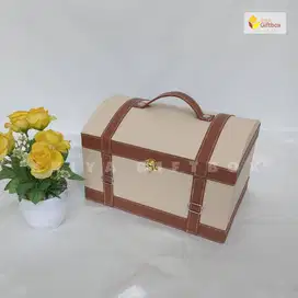 Box Hampers Model Peti Warna Cream