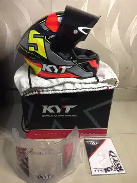 Helm KYT TT Course JAUME MASIA 2019 ( Like New Jarang Pakai)