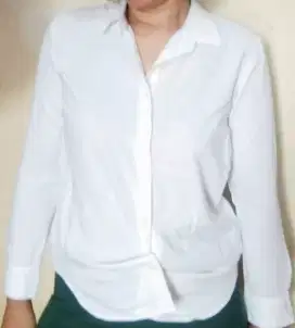 Kemeja Kerja Putih