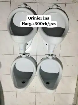 Urinior ina/ kloset kencing