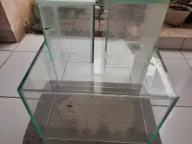 Akuarium besar kaca tebal, 2 akuarium kecil dan 1 aquarium sedang