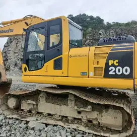 Excavator Komatsu pc200-8mo