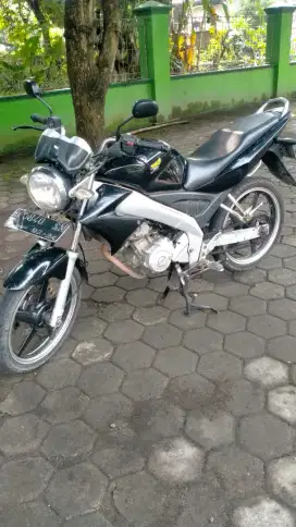 Vixion 2009st hitam  standart bis tt motor bisa