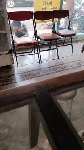 Kursi lipat chitose