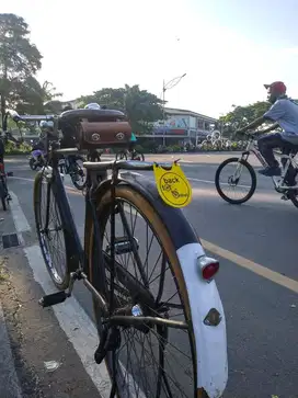 Sepeda Onthel Batavus
