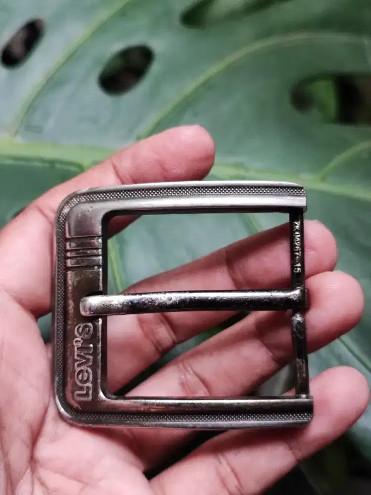 Original Levi's Men Belt Buckle