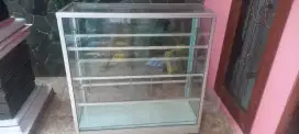 ETALASE BARANG DAGANGAN