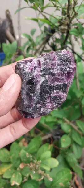 BATU CRYSTAL AMETHYST